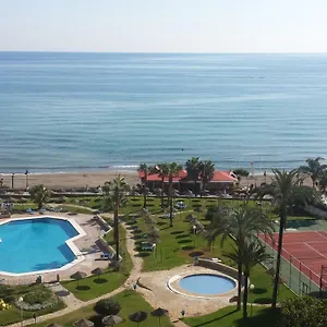 https://torremolinos-carihuela-1-linea-playa.es-andalucia.com